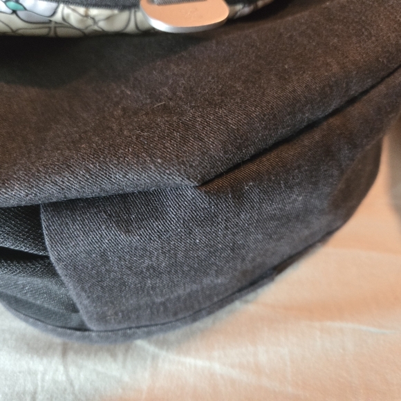 NWOT Sherpani canvas crossbody. FREE SHIPPING - Picture 5 of 12